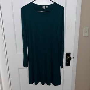 Small Gap longsleeve dress